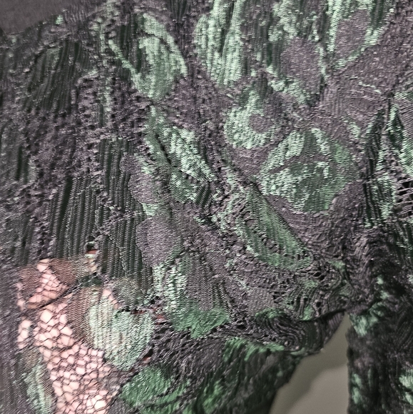 Black green bell sleeve lace shrug small - Picture 2 of 5